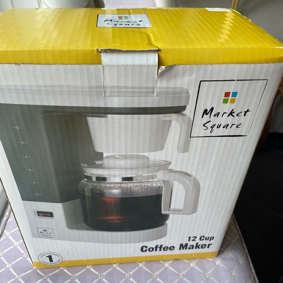 Market square coffee maker - Picture 1 of 3